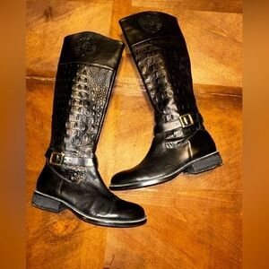 UEC nce Camuto Zennia Tall Boot with Stretch Back Sz 7.5/37.5
